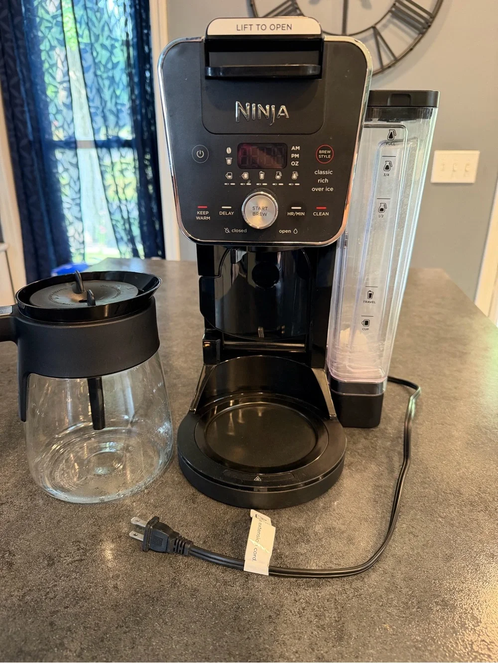 Ninja Coffee Maker - Black with Transparent Reservoir and Glass Carafe